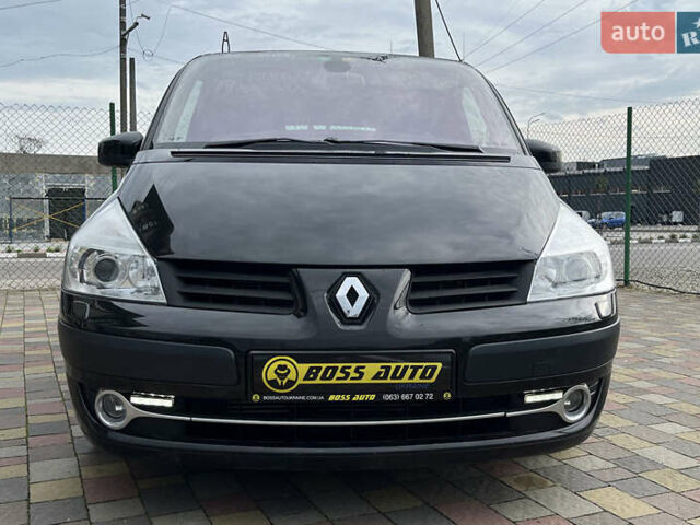Черный Рено Гранд Эспейс, объемом двигателя 2 л и пробегом 197 тыс. км за 7800 $, фото 1 на Automoto.ua