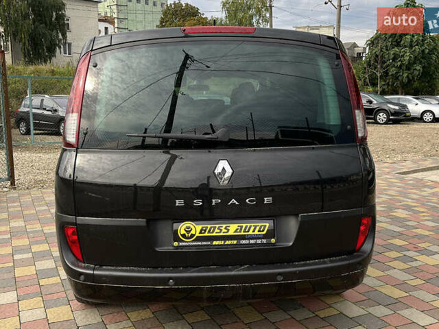 Черный Рено Гранд Эспейс, объемом двигателя 2 л и пробегом 197 тыс. км за 7800 $, фото 5 на Automoto.ua