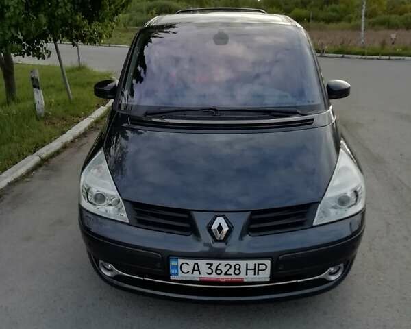 Серый Рено Гранд Эспейс, объемом двигателя 2 л и пробегом 178 тыс. км за 7500 $, фото 3 на Automoto.ua