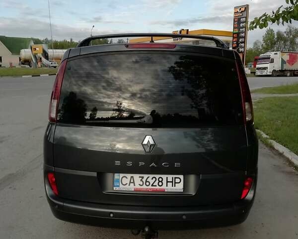 Серый Рено Гранд Эспейс, объемом двигателя 2 л и пробегом 178 тыс. км за 7500 $, фото 7 на Automoto.ua
