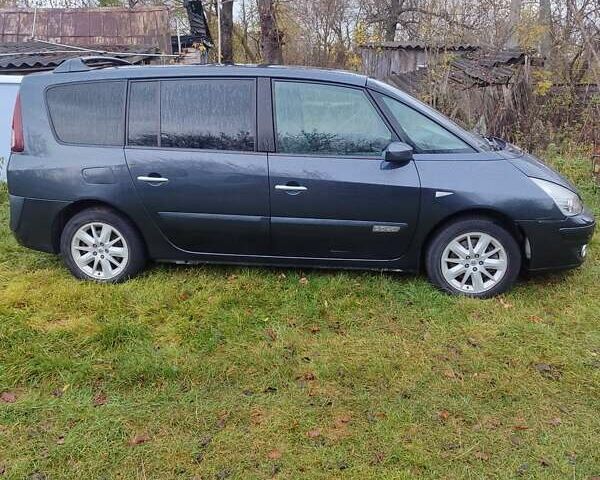 Рено Гранд Эспейс 2010 в Иванкове на Automoto.ua Серый Рено Гранд Эспейс, объемом двигателя 2 л и пробегом 356 тыс. км за 7600 $, фото 8 на Automoto.ua