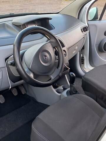 Білий Рено Grand Modus, об'ємом двигуна 1.5 л та пробігом 255 тис. км за 4800 $, фото 11 на Automoto.ua