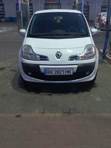 Білий Рено Grand Modus, об'ємом двигуна 1.5 л та пробігом 255 тис. км за 4800 $, фото 3 на Automoto.ua