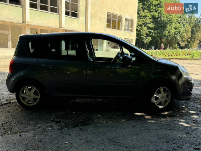 Бежевий Рено Grand Modus, об'ємом двигуна 1.6 л та пробігом 110 тис. км за 7300 $, фото 11 на Automoto.ua