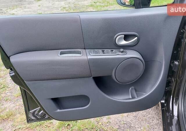 Чорний Рено Grand Modus, об'ємом двигуна 1.6 л та пробігом 212 тис. км за 6450 $, фото 29 на Automoto.ua