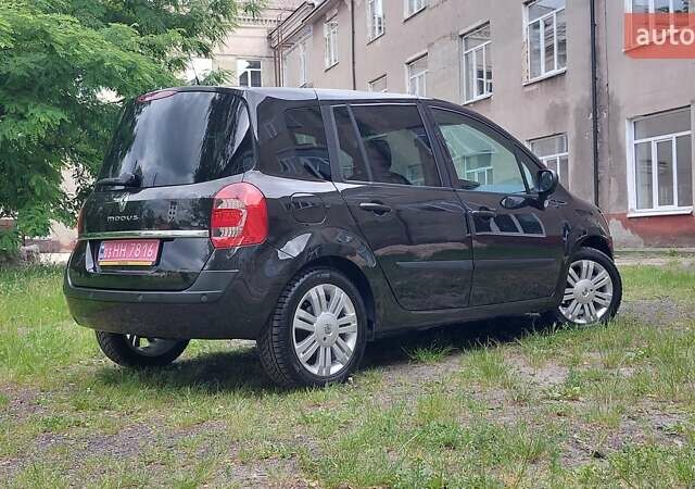 Чорний Рено Grand Modus, об'ємом двигуна 1.6 л та пробігом 212 тис. км за 6450 $, фото 2 на Automoto.ua