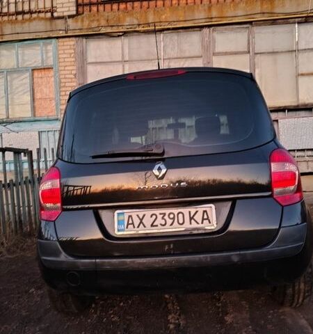 Черный Рено Grand Modus, объемом двигателя 1.5 л и пробегом 173 тыс. км за 4900 $, фото 1 на Automoto.ua