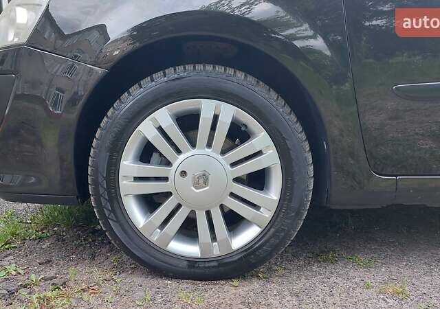 Чорний Рено Grand Modus, об'ємом двигуна 1.6 л та пробігом 212 тис. км за 6450 $, фото 19 на Automoto.ua