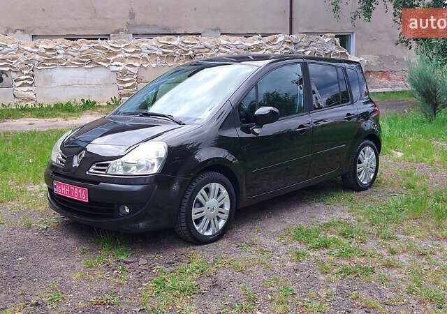 Чорний Рено Grand Modus, об'ємом двигуна 1.6 л та пробігом 212 тис. км за 6450 $, фото 5 на Automoto.ua