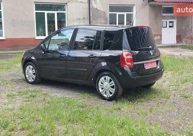 Чорний Рено Grand Modus, об'ємом двигуна 1.6 л та пробігом 212 тис. км за 6450 $, фото 7 на Automoto.ua