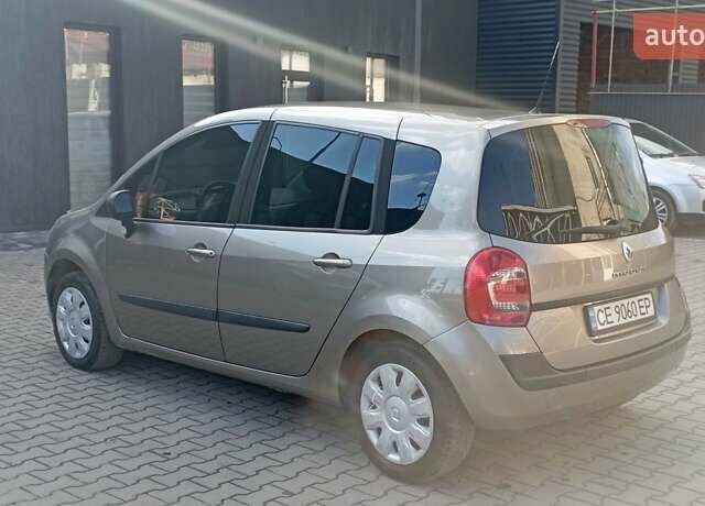 Коричневый Рено Grand Modus, объемом двигателя 1.6 л и пробегом 224 тыс. км за 5900 $, фото 2 на Automoto.ua
