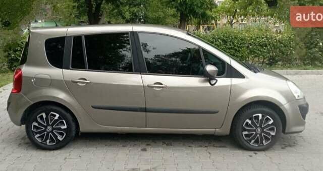 Коричневий Рено Grand Modus, об'ємом двигуна 1.6 л та пробігом 222 тис. км за 5800 $, фото 4 на Automoto.ua