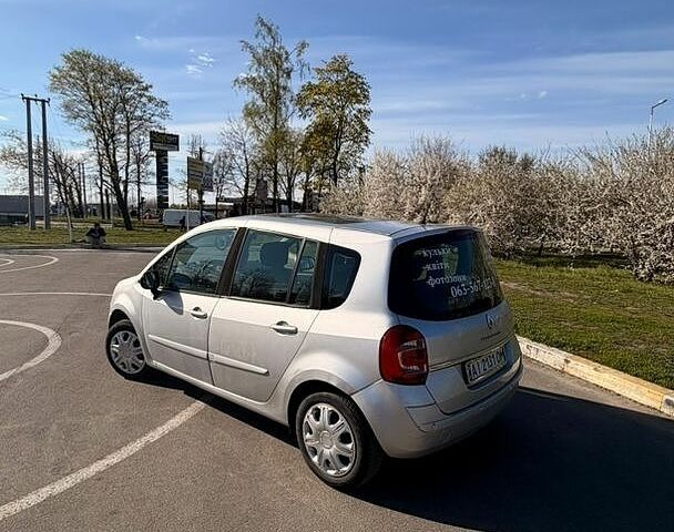 Сірий Рено Grand Modus, об'ємом двигуна 1.5 л та пробігом 288 тис. км за 3700 $, фото 28 на Automoto.ua