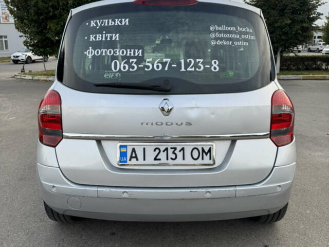 Сірий Рено Grand Modus, об'ємом двигуна 1.5 л та пробігом 288 тис. км за 4000 $, фото 1 на Automoto.ua