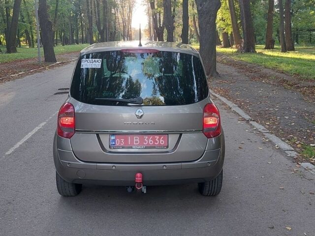 Сірий Рено Grand Modus, об'ємом двигуна 1.6 л та пробігом 230 тис. км за 6750 $, фото 9 на Automoto.ua