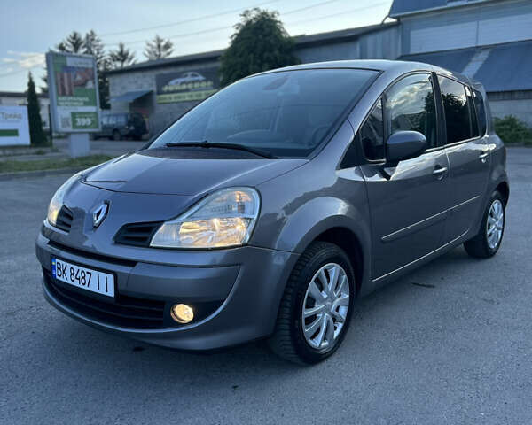 Сірий Рено Grand Modus, об'ємом двигуна 1.5 л та пробігом 157 тис. км за 6900 $, фото 6 на Automoto.ua