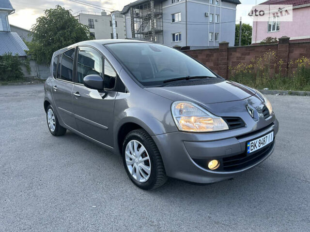 Сірий Рено Grand Modus, об'ємом двигуна 1.5 л та пробігом 157 тис. км за 6900 $, фото 18 на Automoto.ua