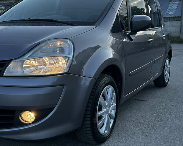 Сірий Рено Grand Modus, об'ємом двигуна 1.5 л та пробігом 157 тис. км за 6900 $, фото 21 на Automoto.ua