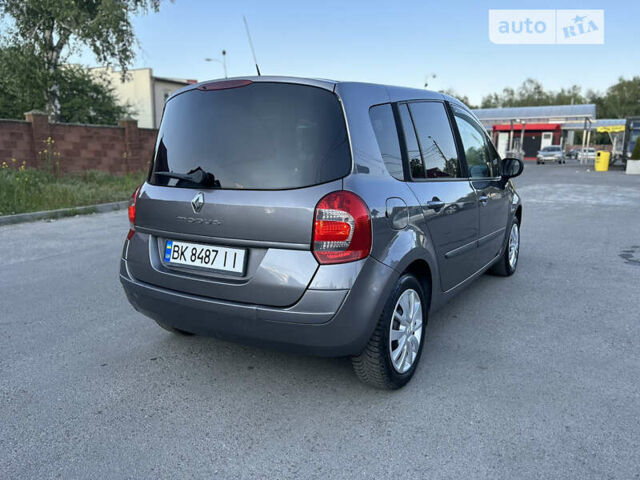 Сірий Рено Grand Modus, об'ємом двигуна 1.5 л та пробігом 157 тис. км за 6900 $, фото 13 на Automoto.ua