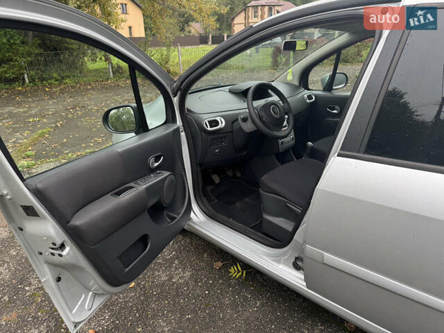Сірий Рено Grand Modus, об'ємом двигуна 1.2 л та пробігом 175 тис. км за 4700 $, фото 36 на Automoto.ua