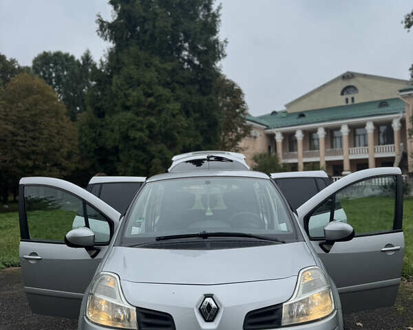Сірий Рено Grand Modus, об'ємом двигуна 1.2 л та пробігом 175 тис. км за 4700 $, фото 43 на Automoto.ua