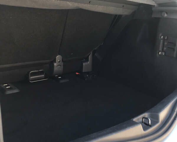 Сірий Рено Grand Modus, об'ємом двигуна 1.6 л та пробігом 120 тис. км за 7300 $, фото 20 на Automoto.ua