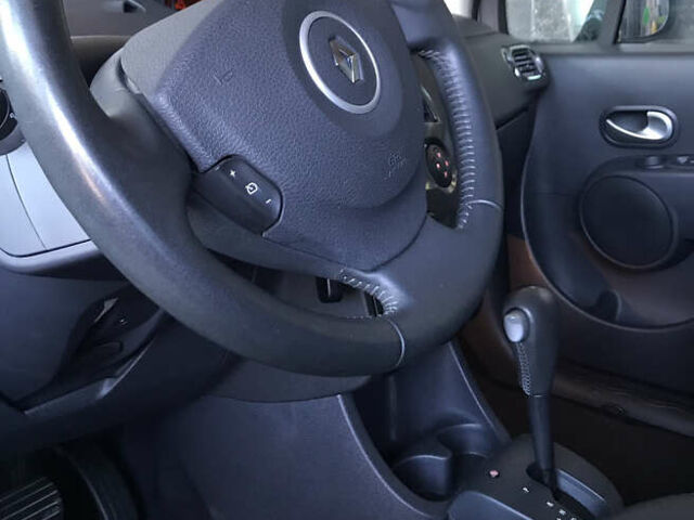 Сірий Рено Grand Modus, об'ємом двигуна 1.6 л та пробігом 120 тис. км за 7300 $, фото 10 на Automoto.ua