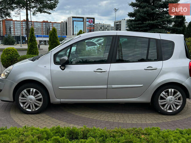 Сірий Рено Grand Modus, об'ємом двигуна 1.6 л та пробігом 99 тис. км за 8650 $, фото 3 на Automoto.ua