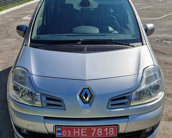 Серый Рено Grand Modus, объемом двигателя 1.6 л и пробегом 98 тыс. км за 8200 $, фото 8 на Automoto.ua