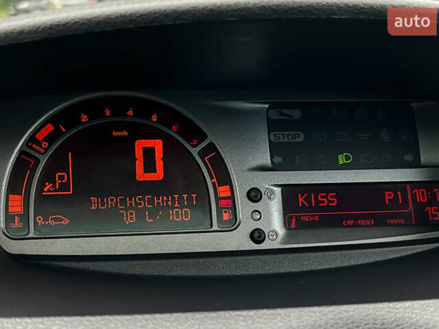 Сірий Рено Grand Modus, об'ємом двигуна 1.6 л та пробігом 99 тис. км за 8650 $, фото 10 на Automoto.ua