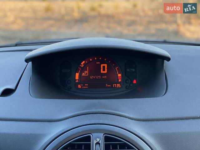 Синій Рено Grand Modus, об'ємом двигуна 1.6 л та пробігом 124 тис. км за 6699 $, фото 8 на Automoto.ua