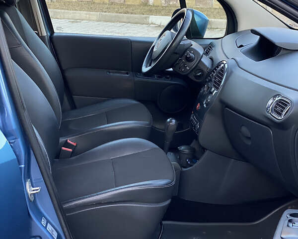 Синій Рено Grand Modus, об'ємом двигуна 1.6 л та пробігом 124 тис. км за 6699 $, фото 12 на Automoto.ua