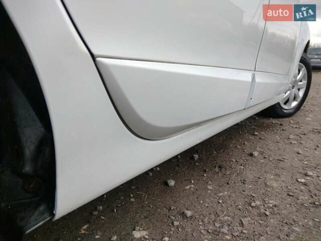 Белый Рено Гранд Сценик, объемом двигателя 1.46 л и пробегом 172 тыс. км за 6156 $, фото 9 на Automoto.ua