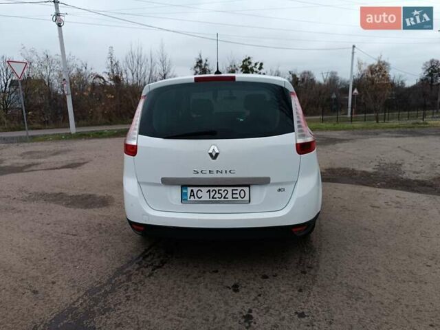 Белый Рено Гранд Сценик, объемом двигателя 1.5 л и пробегом 287 тыс. км за 6200 $, фото 5 на Automoto.ua