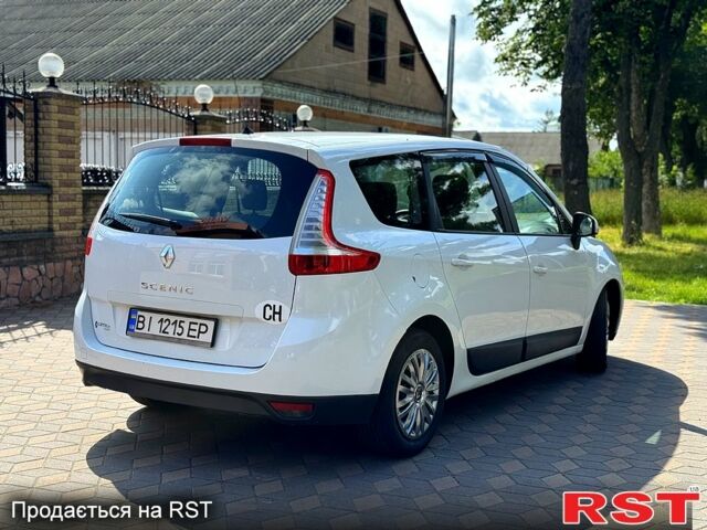 Белый Рено Гранд Сценик, объемом двигателя 1.6 л и пробегом 255 тыс. км за 7300 $, фото 5 на Automoto.ua