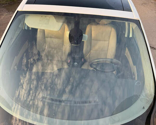 Белый Рено Гранд Сценик, объемом двигателя 1.9 л и пробегом 200 тыс. км за 8200 $, фото 33 на Automoto.ua