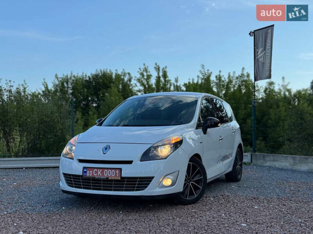 Білий Рено Гранд Сценік, об'ємом двигуна 2 л та пробігом 199 тис. км за 8250 $, фото 14 на Automoto.ua