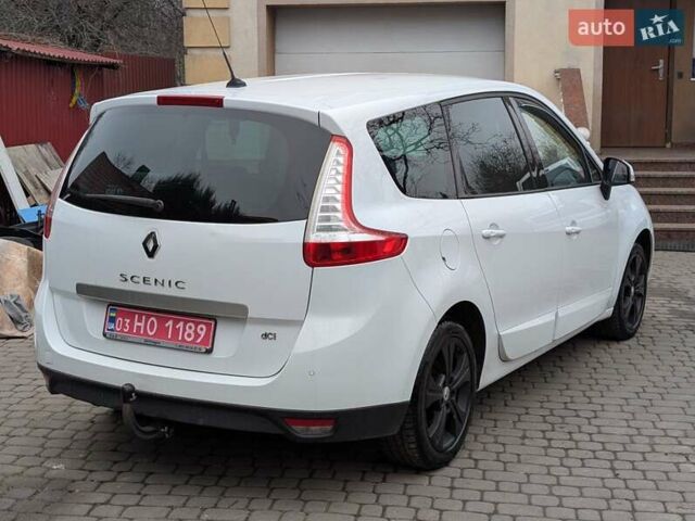 Білий Рено Гранд Сценік, об'ємом двигуна 1.5 л та пробігом 158 тис. км за 6999 $, фото 10 на Automoto.ua