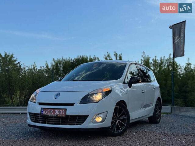 Білий Рено Гранд Сценік, об'ємом двигуна 2 л та пробігом 199 тис. км за 8250 $, фото 10 на Automoto.ua