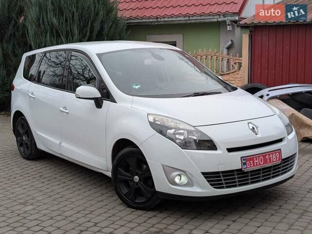 Білий Рено Гранд Сценік, об'ємом двигуна 1.5 л та пробігом 158 тис. км за 6999 $, фото 7 на Automoto.ua