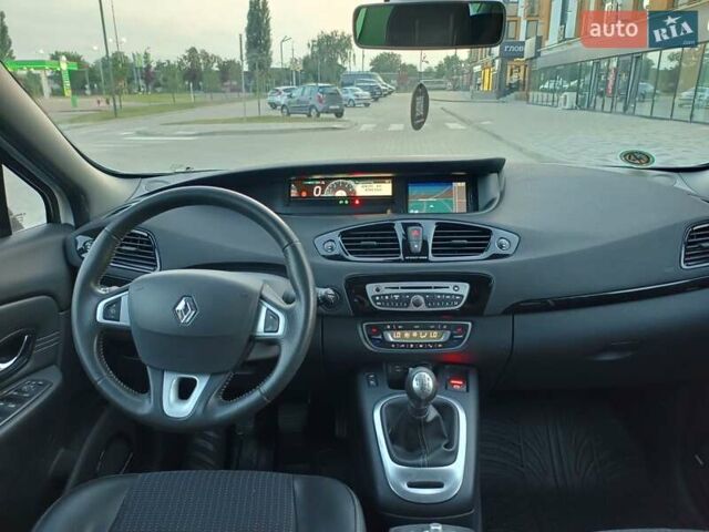 Білий Рено Гранд Сценік, об'ємом двигуна 2 л та пробігом 268 тис. км за 8400 $, фото 8 на Automoto.ua