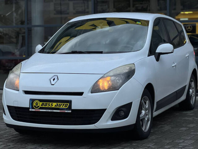 Белый Рено Гранд Сценик, объемом двигателя 1.5 л и пробегом 455 тыс. км за 6500 $, фото 2 на Automoto.ua