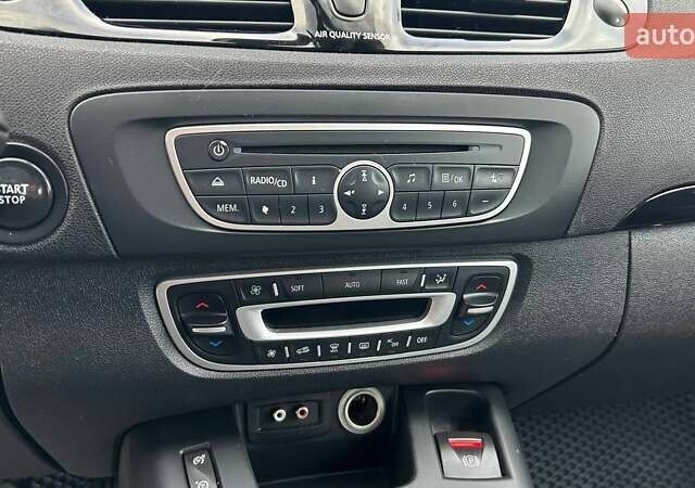 Белый Рено Гранд Сценик, объемом двигателя 1.6 л и пробегом 166 тыс. км за 8350 $, фото 15 на Automoto.ua