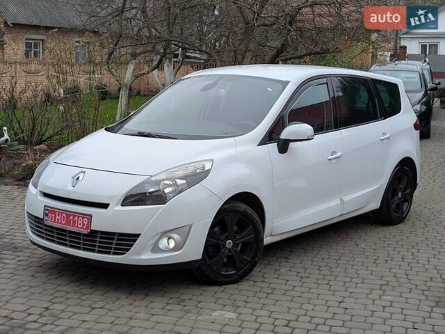Білий Рено Гранд Сценік, об'ємом двигуна 1.5 л та пробігом 158 тис. км за 6999 $, фото 4 на Automoto.ua