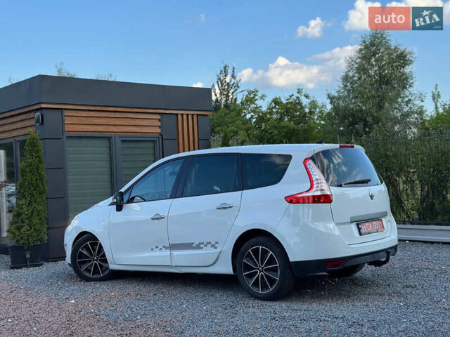 Білий Рено Гранд Сценік, об'ємом двигуна 2 л та пробігом 199 тис. км за 8250 $, фото 21 на Automoto.ua
