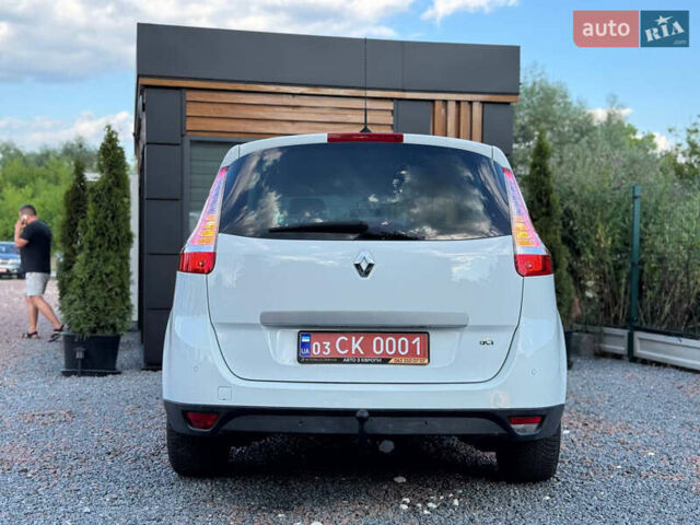 Білий Рено Гранд Сценік, об'ємом двигуна 2 л та пробігом 199 тис. км за 8250 $, фото 16 на Automoto.ua