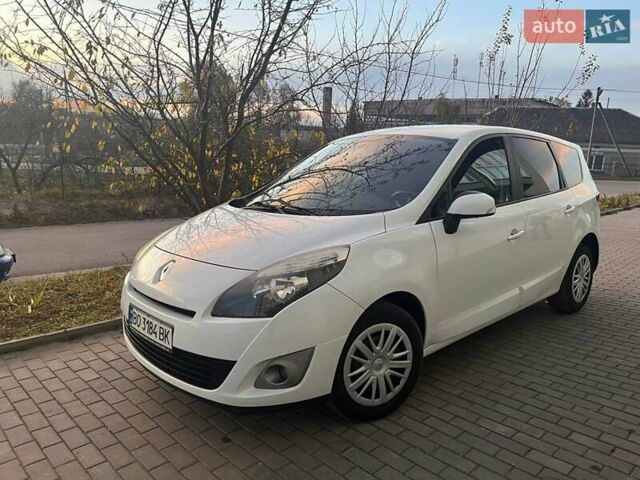 Белый Рено Гранд Сценик, объемом двигателя 1.46 л и пробегом 370 тыс. км за 6899 $, фото 19 на Automoto.ua