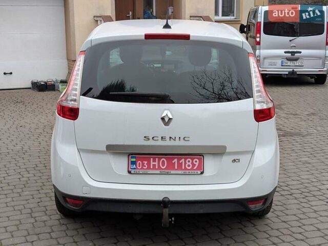 Білий Рено Гранд Сценік, об'ємом двигуна 1.5 л та пробігом 158 тис. км за 6999 $, фото 11 на Automoto.ua