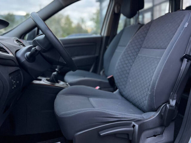 Белый Рено Гранд Сценик, объемом двигателя 1.5 л и пробегом 455 тыс. км за 6500 $, фото 6 на Automoto.ua