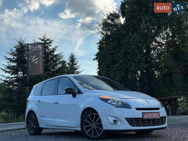 Білий Рено Гранд Сценік, об'ємом двигуна 2 л та пробігом 199 тис. км за 8250 $, фото 1 на Automoto.ua